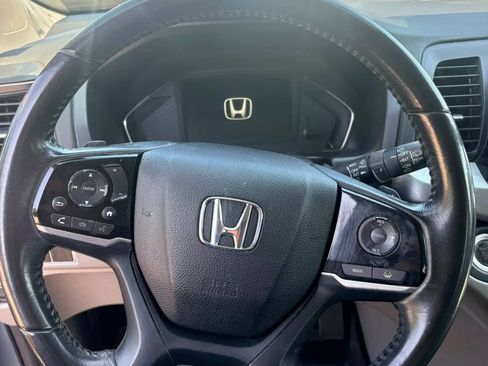 Used 2018 Honda Odyssey EX-L image 10
