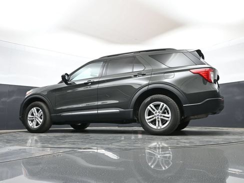 Used 2024 Ford Explorer XLT AWD/4WD image 49