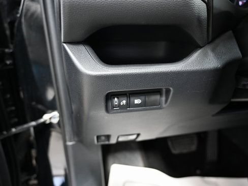 Used 2019 Toyota RAV4 LE image 24