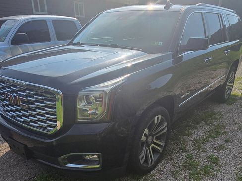 Used 2018 GMC Yukon XL Denali w/ Denali Ultimate Package AWD/4WD image 1