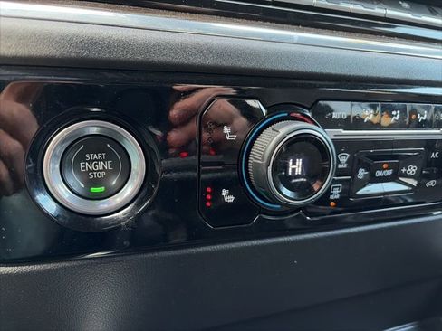 Used 2023 Chevrolet Silverado 1500 RST image 23