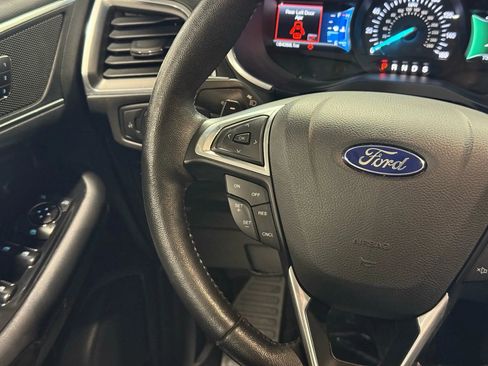 Used 2016 Ford Edge Titanium w/ Equipment Group 301A image 15