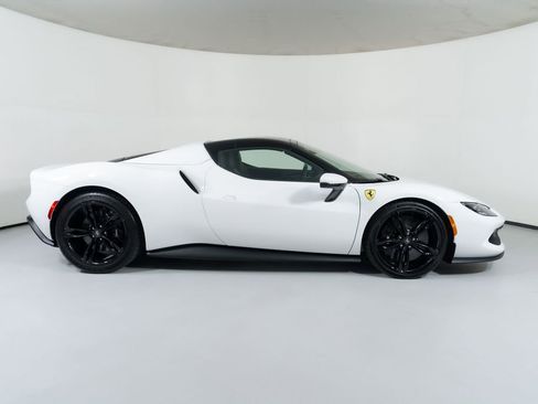 Used 2025 Ferrari 296 GTS image 20