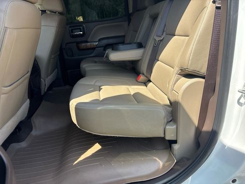 Used 2018 GMC Sierra 1500 SLT w/ SLT Premium Package image 14