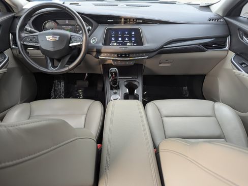 Certified 2023 Cadillac XT4 Premium Luxury w/ Cold Weather Package image 14