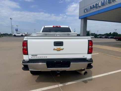 Used 2018 Chevrolet Silverado 2500 LT AWD/4WD image 7