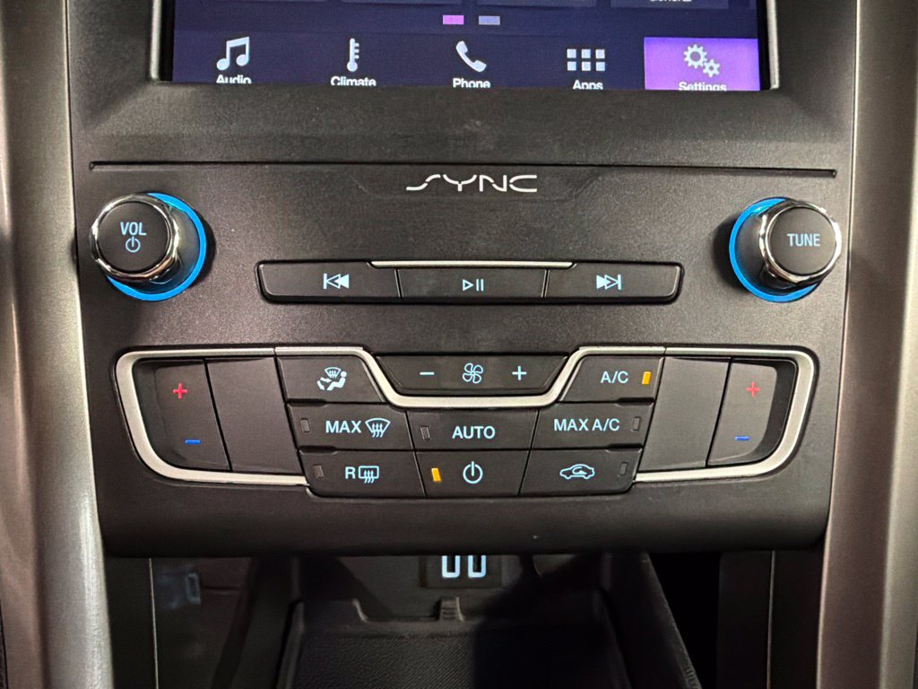 Certified 2019 Ford Fusion SE FWD image 13