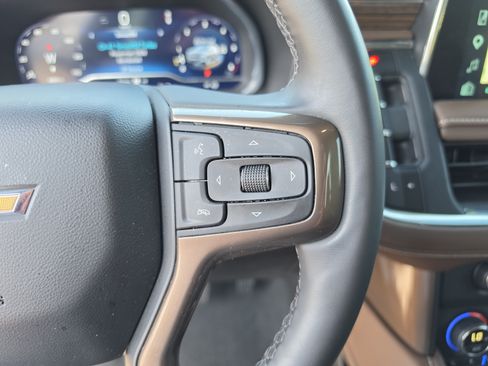 Used 2024 Chevrolet Tahoe High Country w/ LPO, Illumination Package AWD/4WD image 39