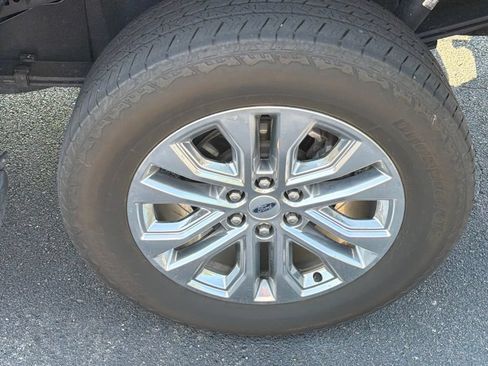 Used 2025 Ford F150 Lariat w/ Equipment Group 502A High AWD/4WD image 21