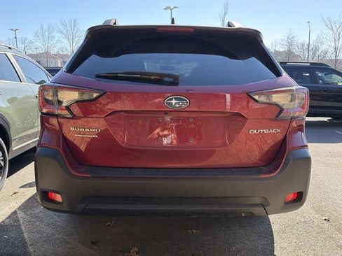Used 2024 Subaru Outback Premium image 5