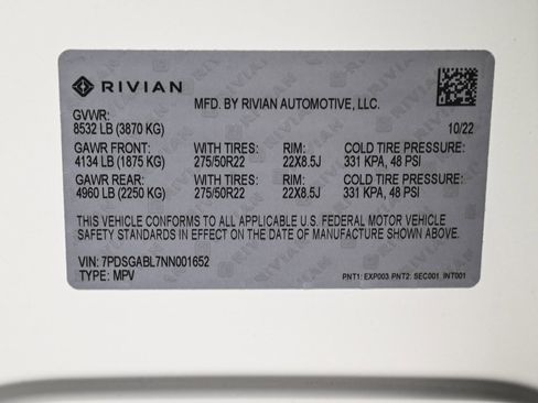 Used 2022 Rivian R1S Launch Edition image 13