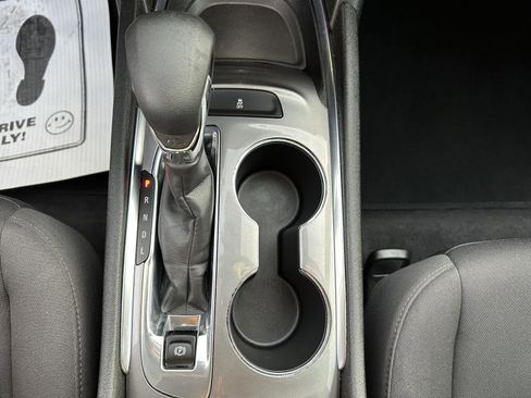 Used 2023 Chevrolet Malibu LT image 33