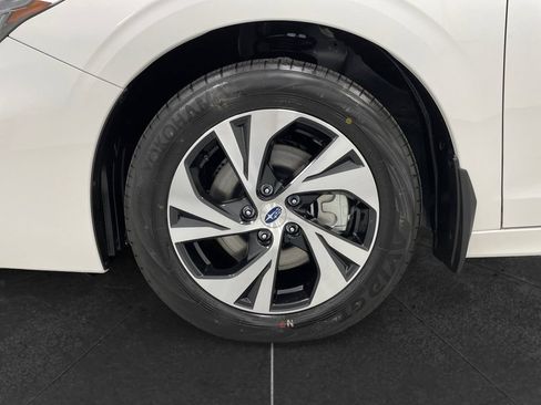 Used 2025 Subaru Legacy Premium AWD/4WD image 16