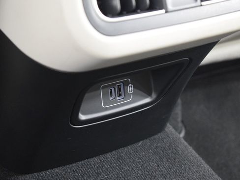 Used 2023 Maserati Grecale Modena AWD/4WD image 23