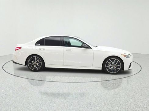 Used 2022 Mercedes-Benz C 300 Sedan image 4