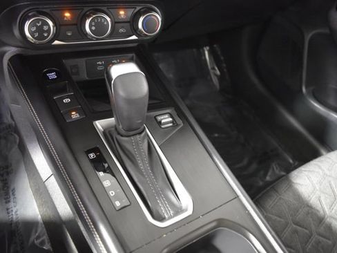 Certified 2025 Nissan Kicks SV AWD/4WD image 20
