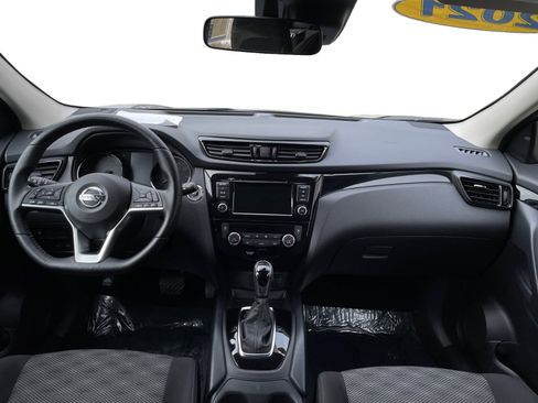 Used 2021 Nissan Rogue Sport SV image 14