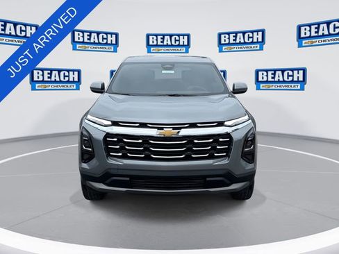 New 2026 Chevrolet Equinox LT FWD image 3