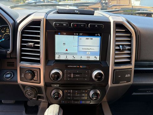 Used 2018 Ford F150 Platinum w/ Technology Package AWD/4WD image 20