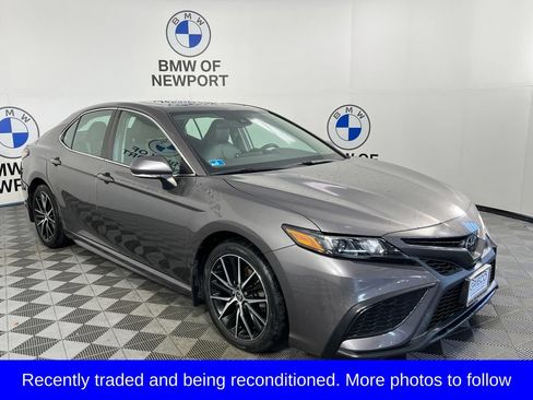 Used 2023 Toyota Camry SE AWD/4WD image 1