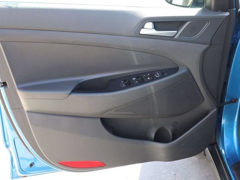 Used 2019 Hyundai Tucson SE AWD/4WD image 10