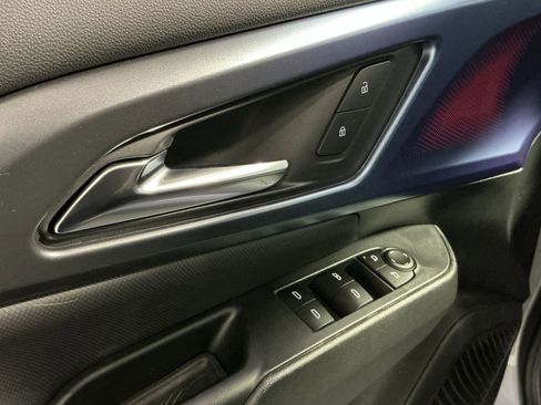 New 2026 Chevrolet Equinox EV LT image 23