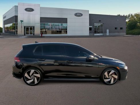 Used 2022 Volkswagen GTI S image 11