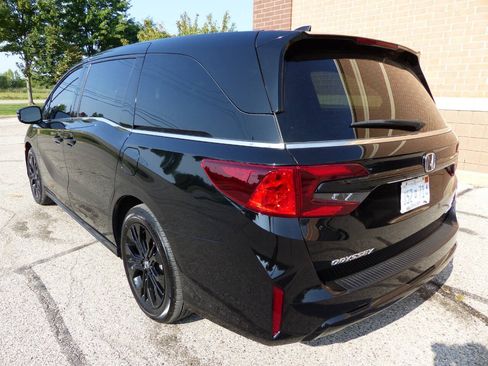 Used 2025 Honda Odyssey Sport-L image 6