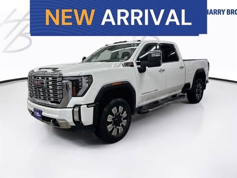 Used 2024 GMC Sierra 3500 Denali AWD/4WD image 1