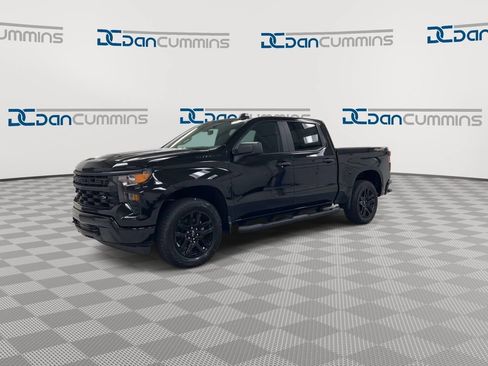 Used 2024 Chevrolet Silverado 1500 Custom w/ Turbomax Blackout Package AWD/4WD image 4