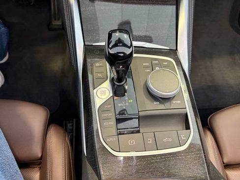 Used 2022 BMW M440i Convertible w/ Premium Package RWD image 18