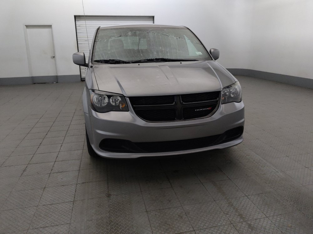 Used 2016 Dodge Grand Caravan SE FWD image 14