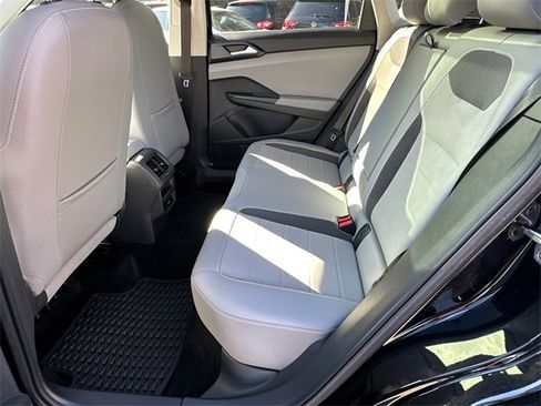 Used 2023 Volkswagen Taos SE image 19