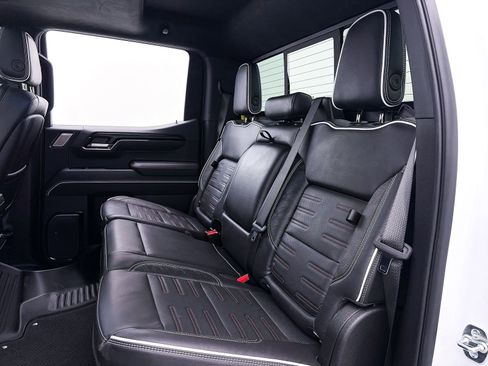 Used 2025 GMC Sierra 1500 AT4X image 42