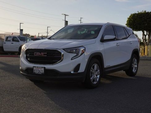 Used 2020 GMC Terrain SLE image 8
