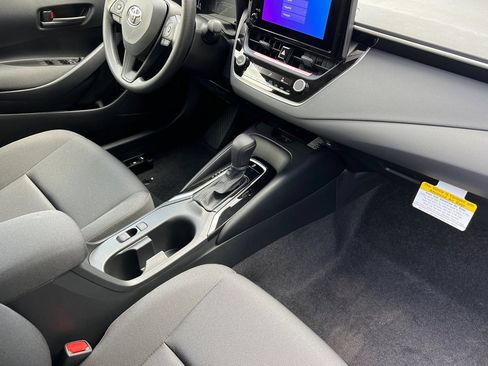 New 2026 Toyota Corolla LE w/ LE Premium Package FWD image 15