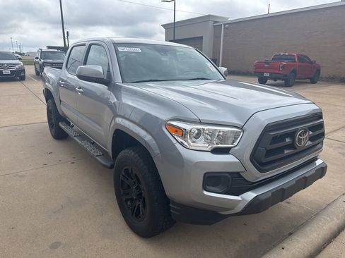 Used 2021 Toyota Tacoma SR w/ SR Convenience Package RWD image 3