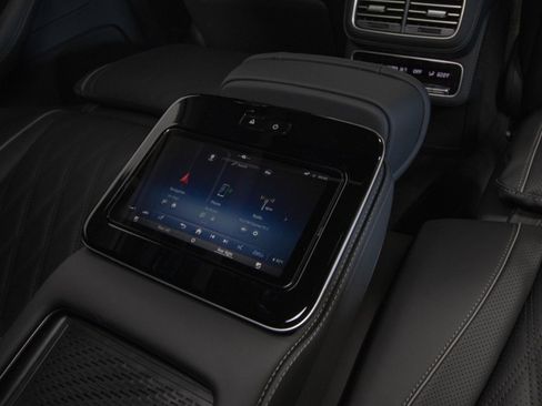 Used 2026 Mercedes-Benz Maybach GLS 600 image 74