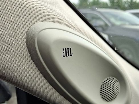 Used 2023 Toyota Highlander Platinum image 27