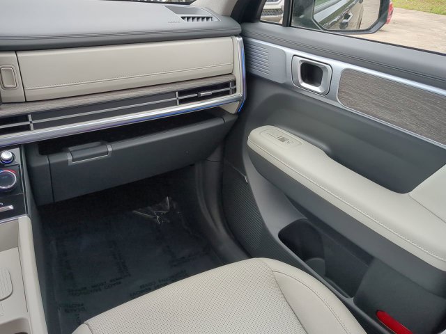 Used 2024 Hyundai Santa Fe Limited FWD image 17