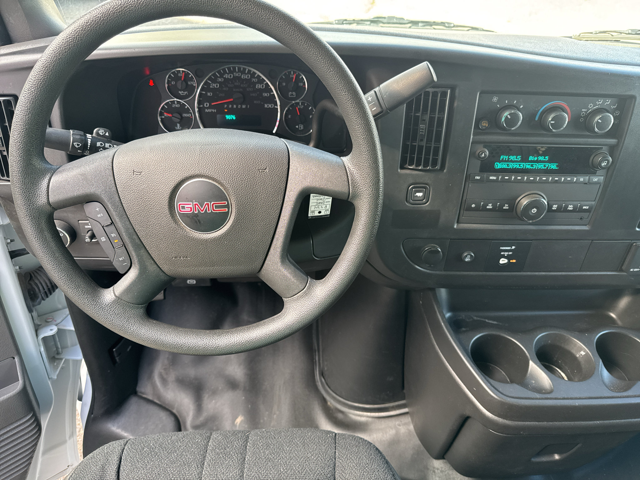 Used 2025 GMC Savana 2500 w/ Driver Convenience Package RWD image 11