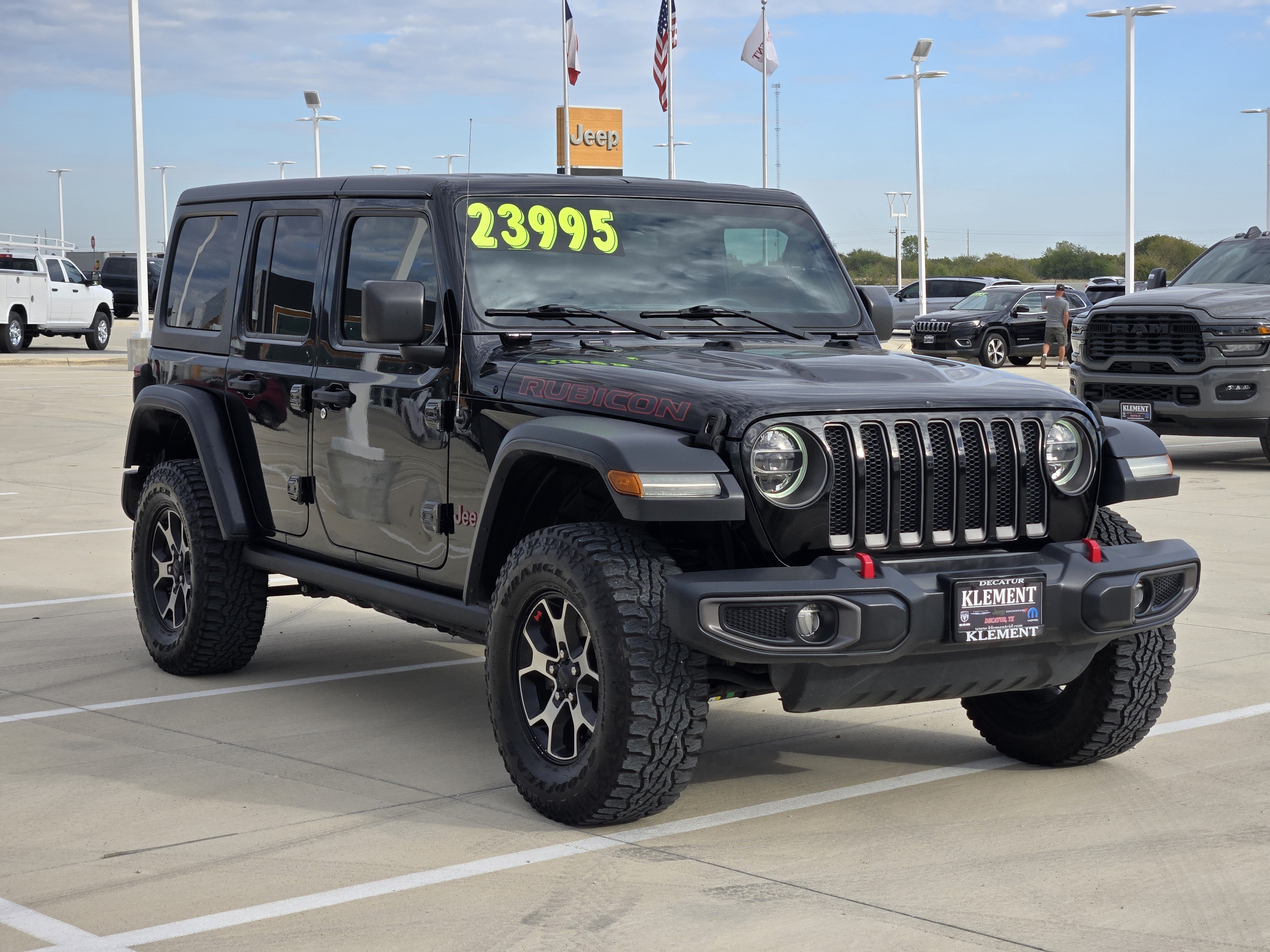 Used 2018 Jeep Wrangler Unlimited Rubicon w/ LED Lighting Group AWD/4WD image 4