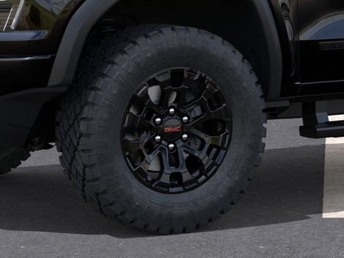 New 2026 GMC Canyon Elevation w/ LPO, Black Badging Package RWD image 9