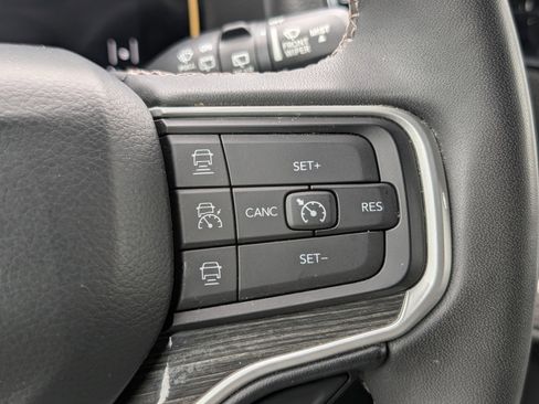 Used 2022 Jeep Wagoneer Series II image 23