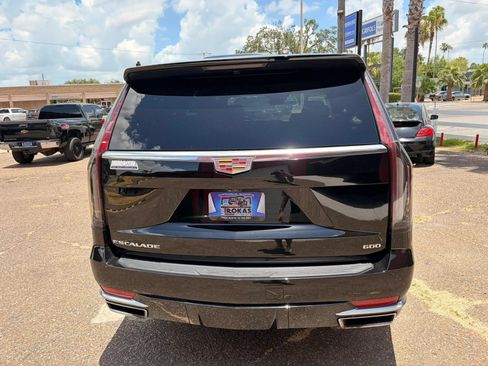 Used 2023 Cadillac Escalade Premium Luxury w/ Performance Package AWD/4WD image 14