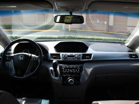 Used 2012 Honda Odyssey EX-L image 23