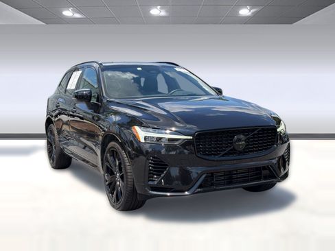 Used 2024 Volvo XC60 T8 Ultimate w/ Protection Package Premier AWD/4WD image 7
