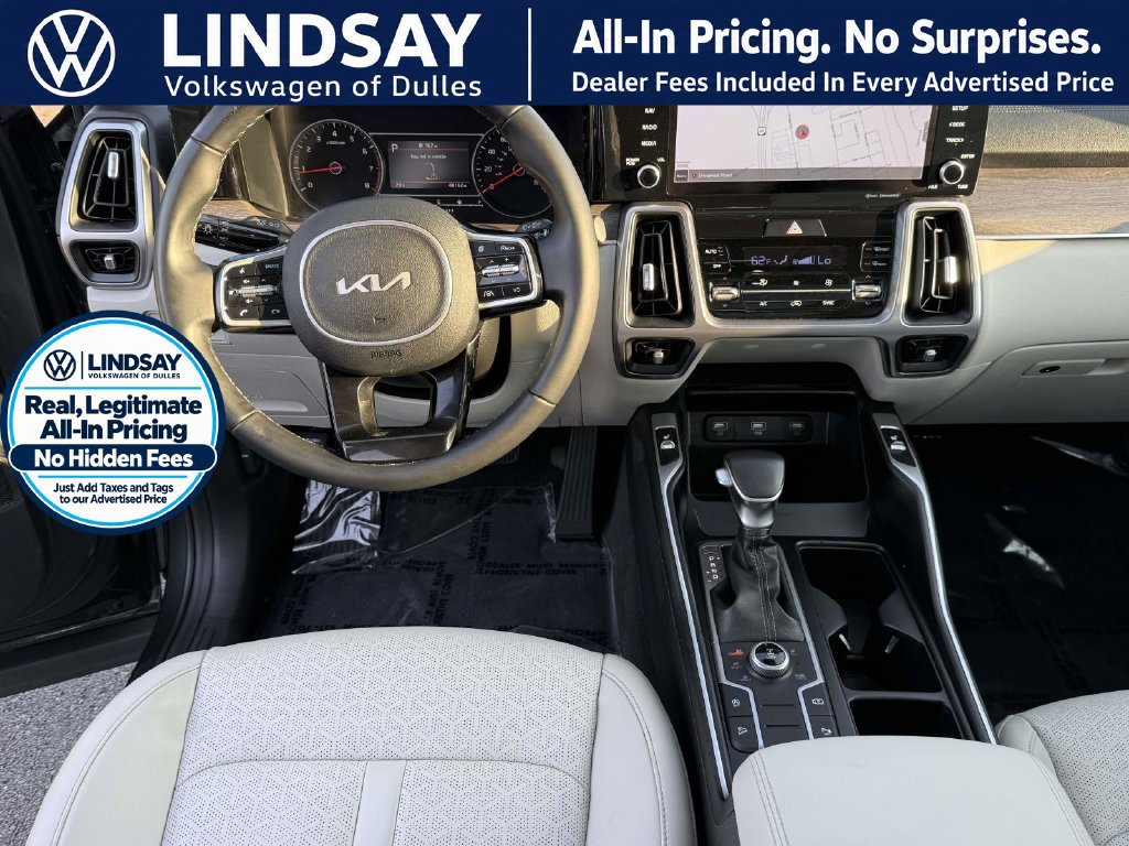 Used 2022 Kia Sorento S w/ Panoramic Sunroof Package AWD/4WD image 10