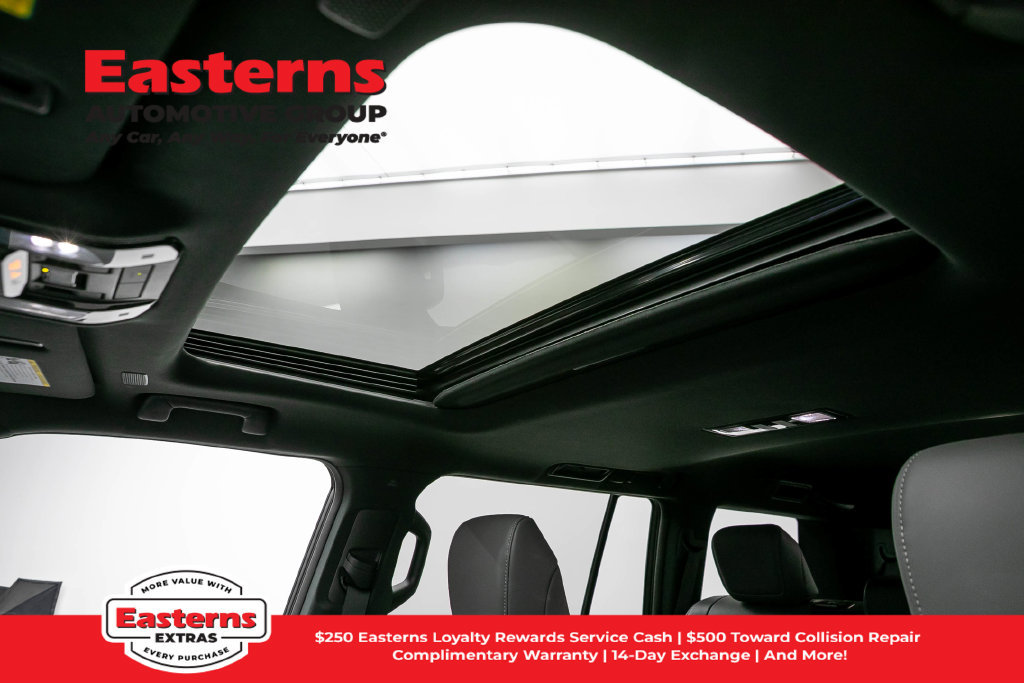Used 2025 Lexus GX 550 w/ Accessory Package (2T) AWD/4WD image 38