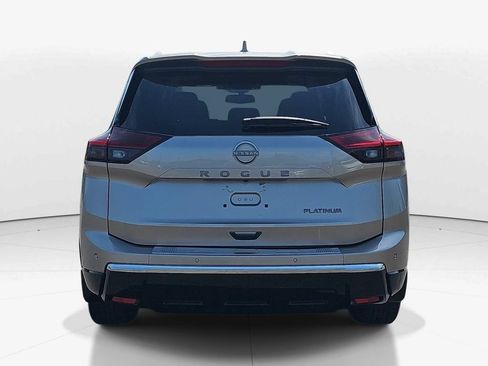 Used 2024 Nissan Rogue Platinum w/ Platinum Premium Package FWD image 7